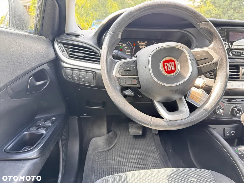 Fiat Tipo 1.6 E-Torq 16v Lounge - 12