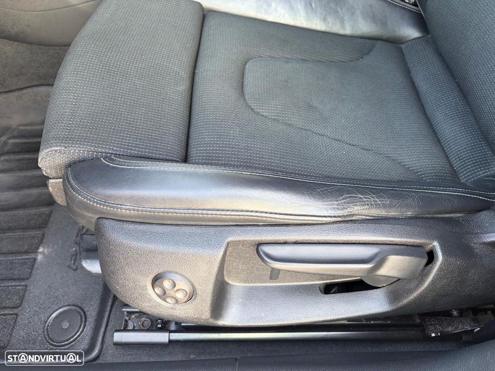 Audi A5 Sportback 2.0 TDI quattro S tronic S-line - 31