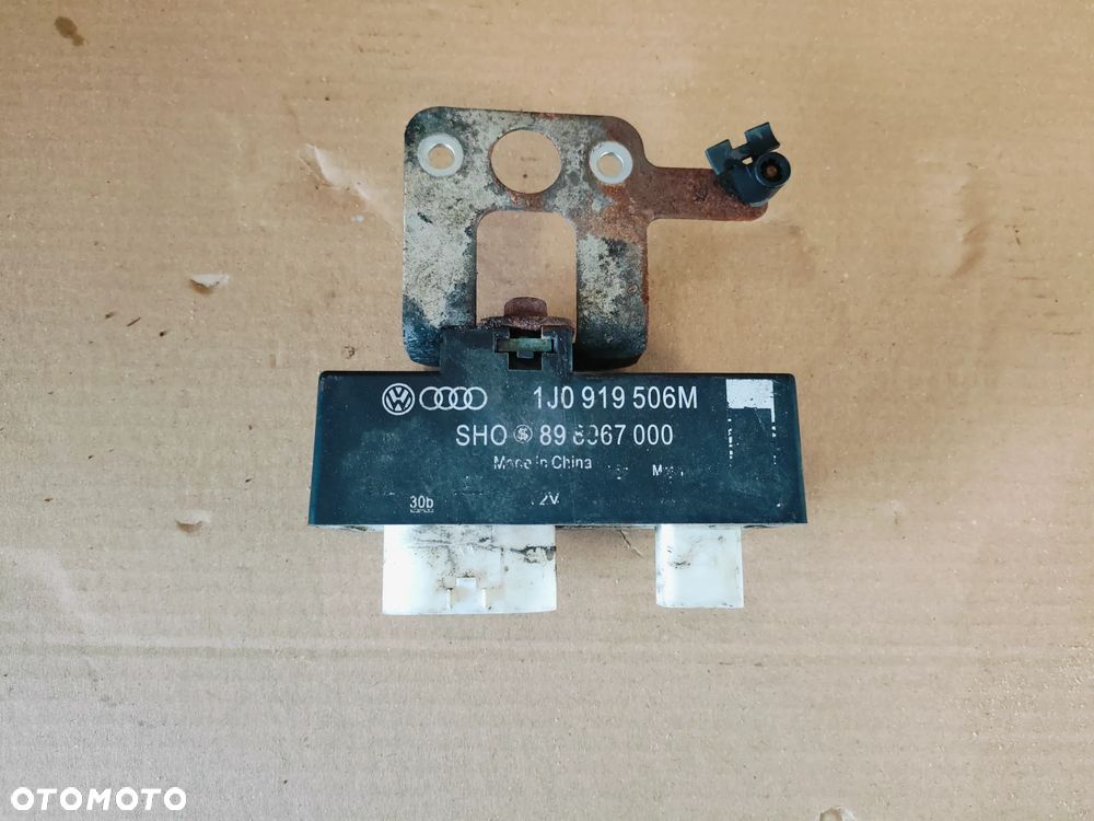 VW POLO 6R V 1.6 tdi STEROWNIK WENTYLATORÓW 1J0919506M - 2