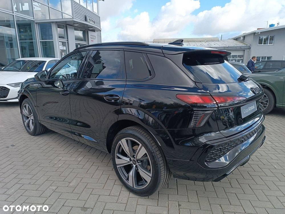Audi Q3 - 4