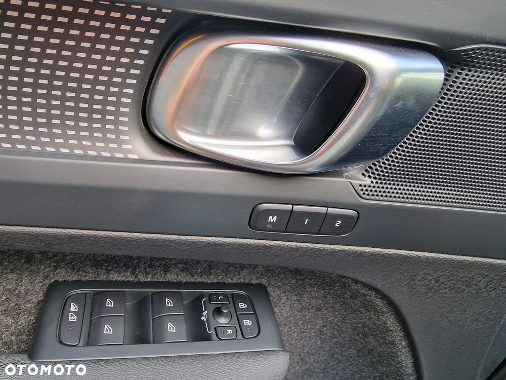 Volvo XC 40 B3 Core - 14