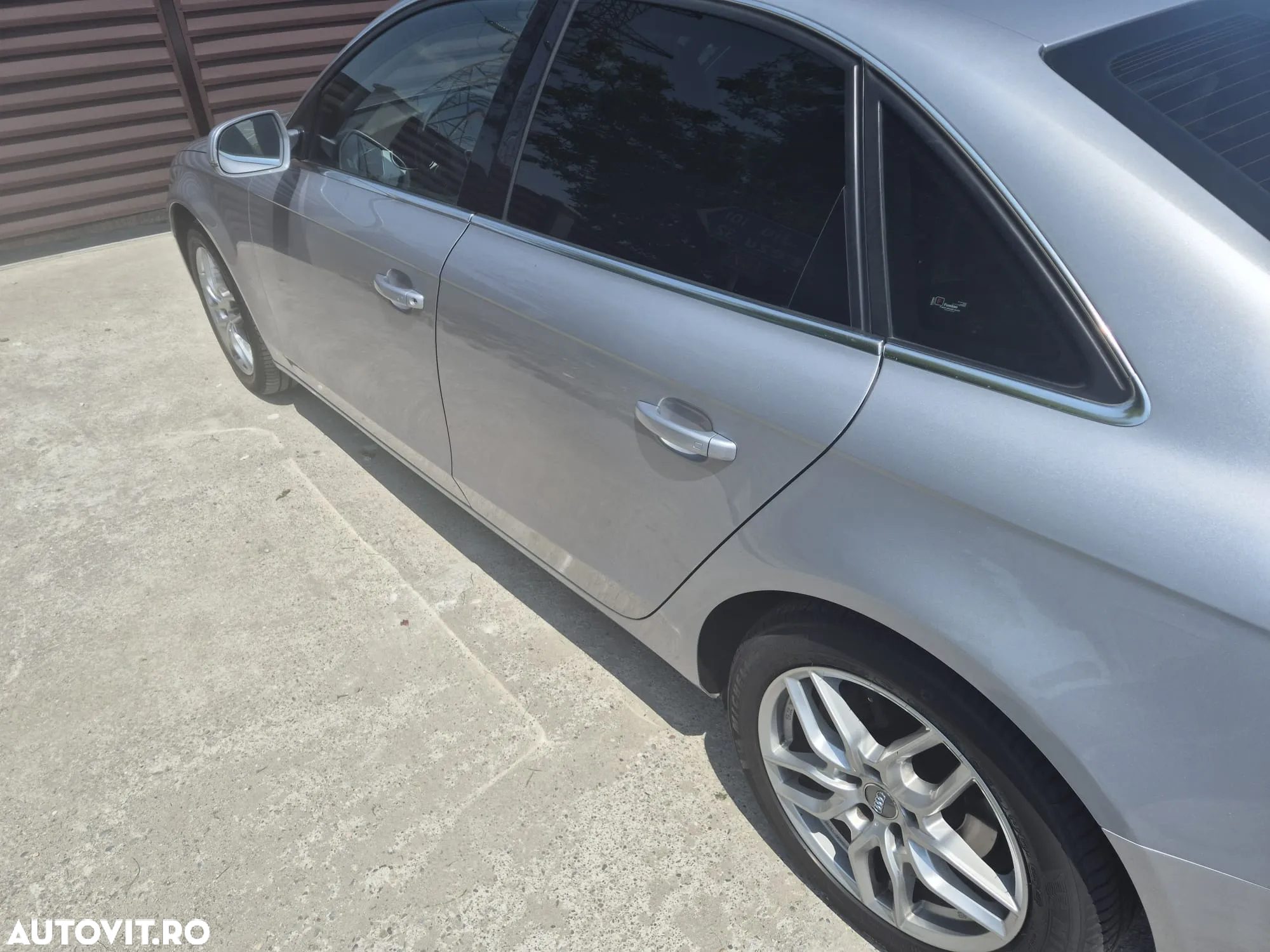 Audi A4 Avant 2.0 TDI quattro - 9