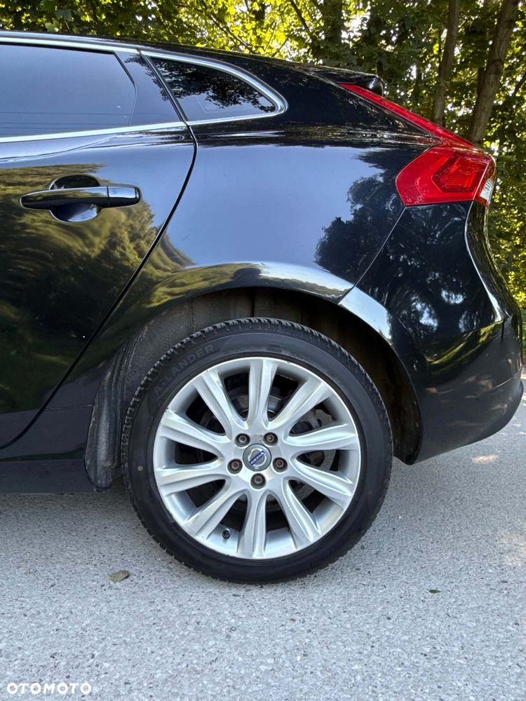 Volvo V40 D2 - 8