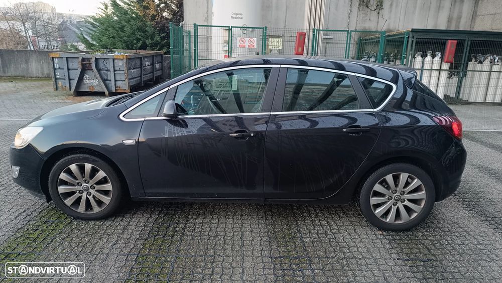Opel Astra 1.7 CDTi Cosmo - 2