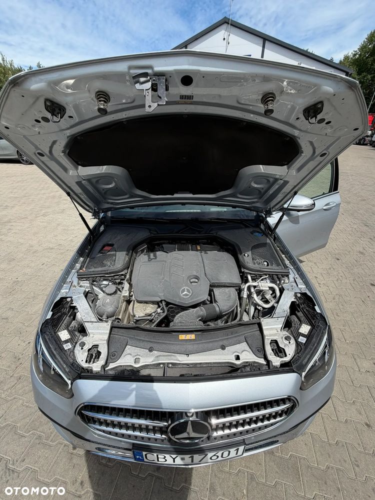Mercedes-Benz Klasa E 200 d - 38