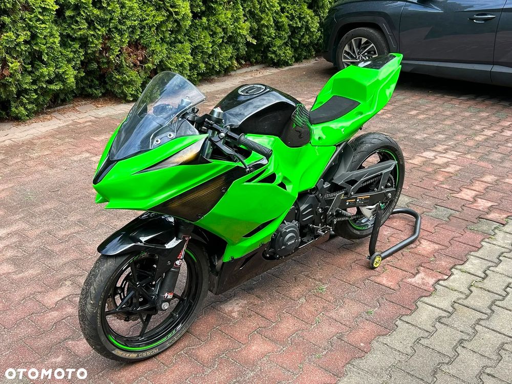 Kawasaki Ninja 400 - 5