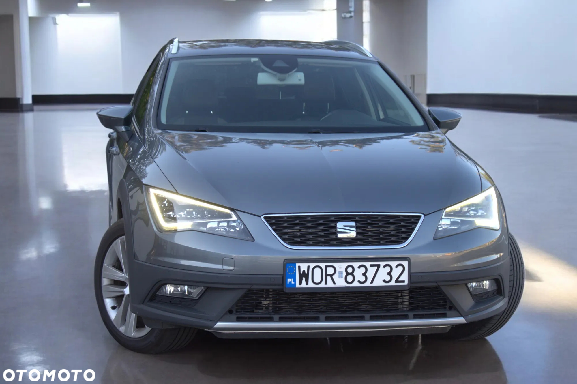 Seat Leon 2.0 TDI X-Perience S&S 4Drive - 3