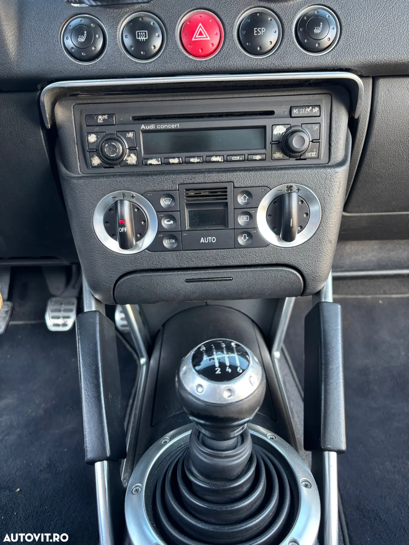 Audi TT Roadster 1.8 T quattro - 23