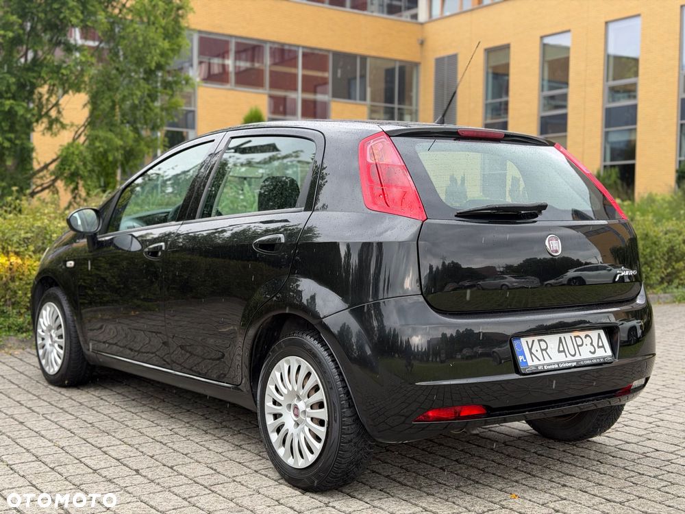 Fiat Grande Punto Actual 1.4 8V Estiva Blue&Me - 3