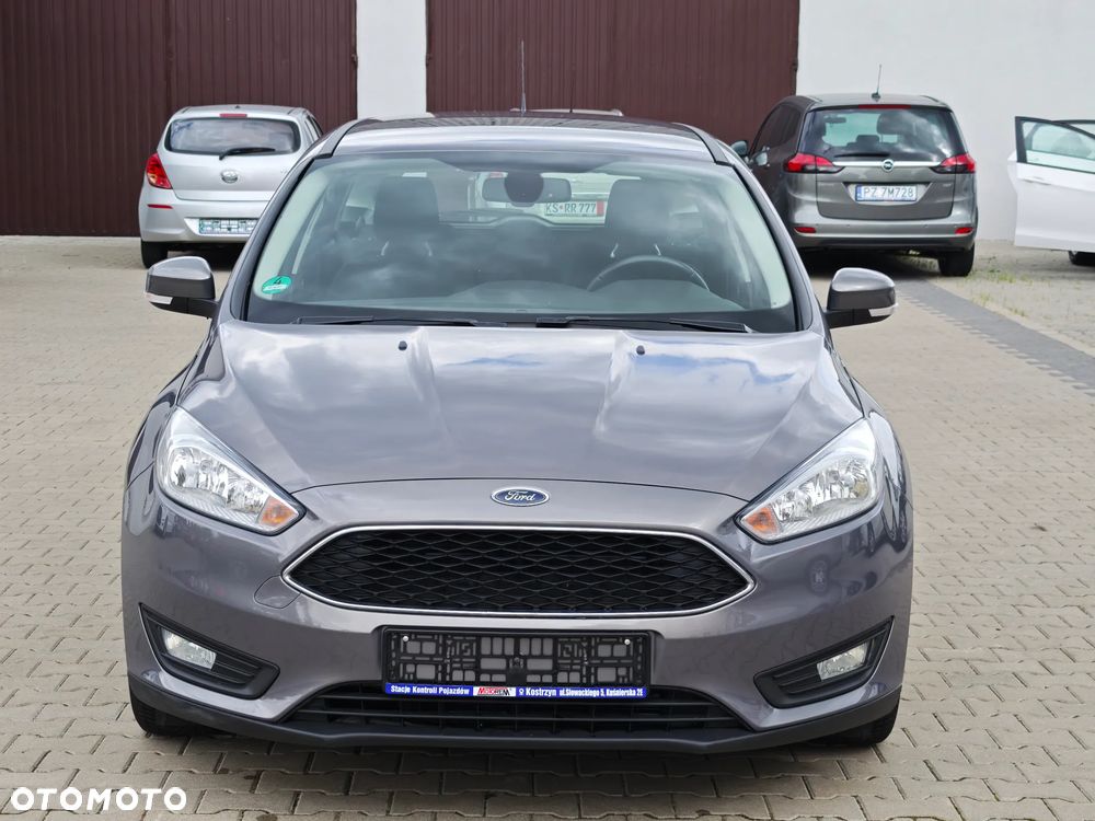 Ford Focus 1.0 EcoBoost Start-Stopp-System Business Edition - 2