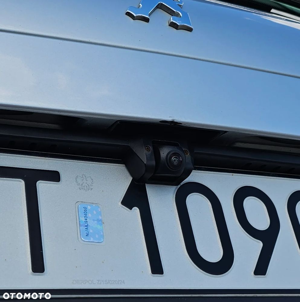 Peugeot 207 1.4 - 13