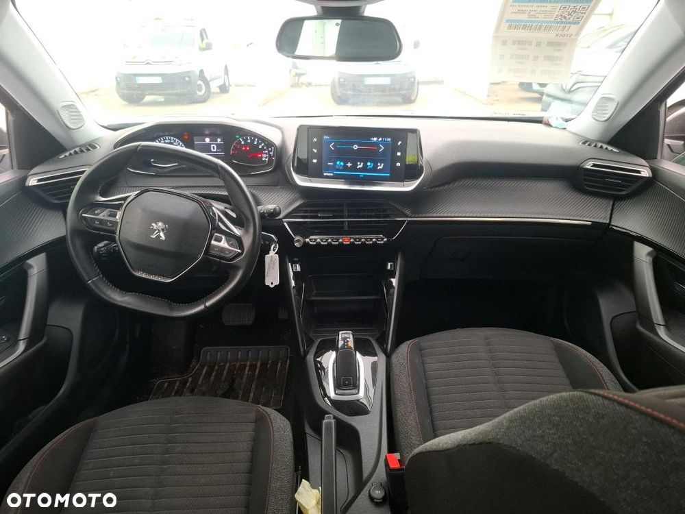 Peugeot 2008 2020 photo 5