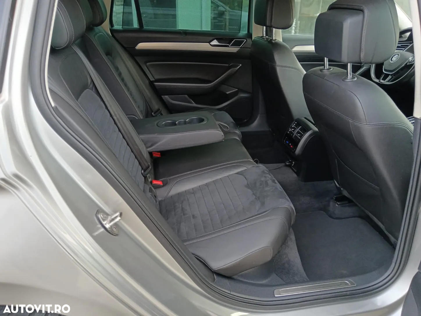 Volkswagen Passat Variant 2.0 TDI DSG Highline - 5