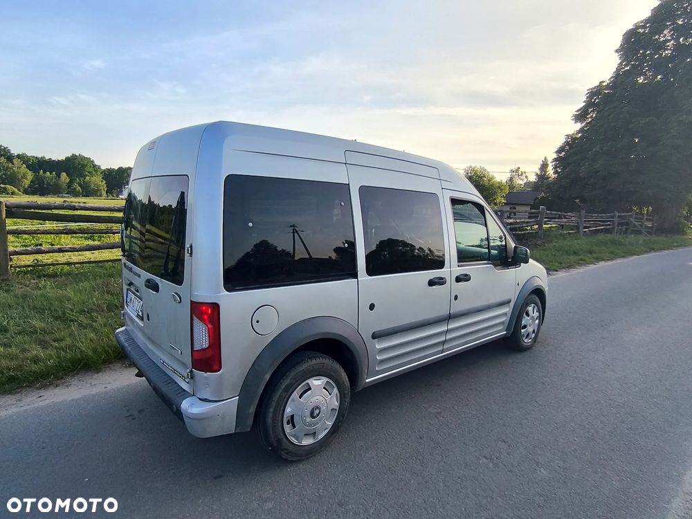 Ford Transit Connect - 11