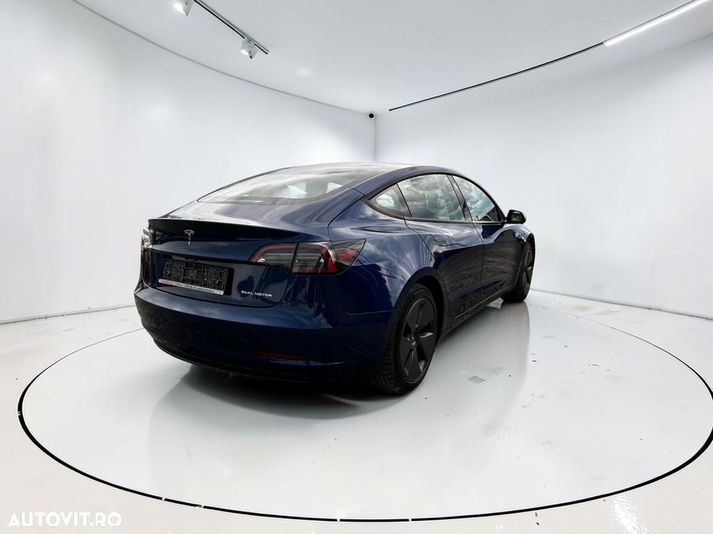 Tesla Model 3 Premium Langstreckenbatterie AWD Dual Motor - 5