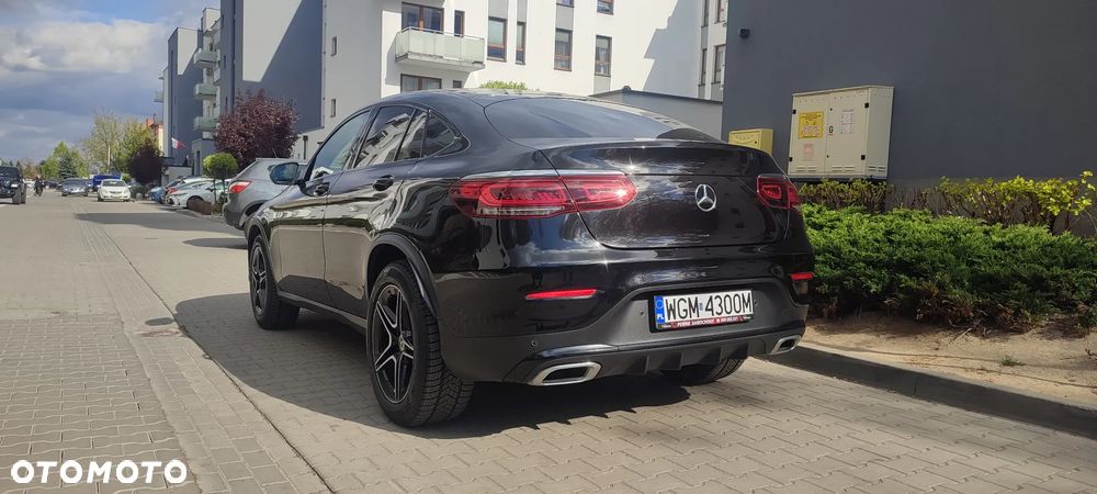 Mercedes-Benz GLC 200 4Matic 9G-TRONIC AMG Line Plus - 4