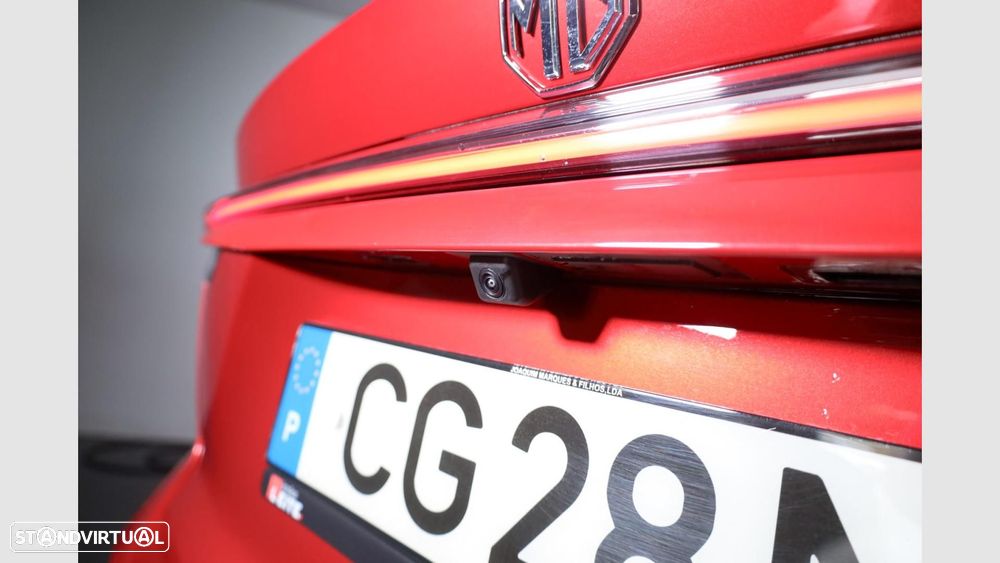 MG HS 1.5 Plug-in Hybrid Luxury — fotografia 20