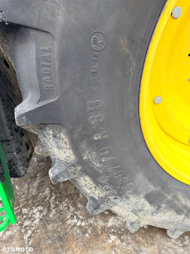 John Deere 6140R - 23