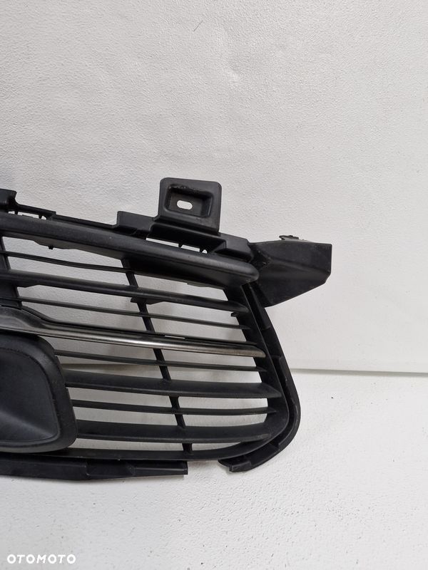 PEUGEOT 308 2 II T9 KRATKA ZDERZAKA ATRAPA CHROM PRAWY PRZÓD PRAWA 99894480 - 3