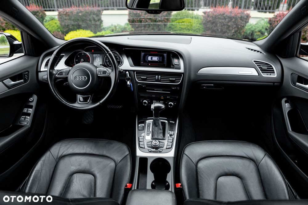 Audi A4 Avant 2.0 TDI DPF quattro S tronic S line Sportpaket - 26