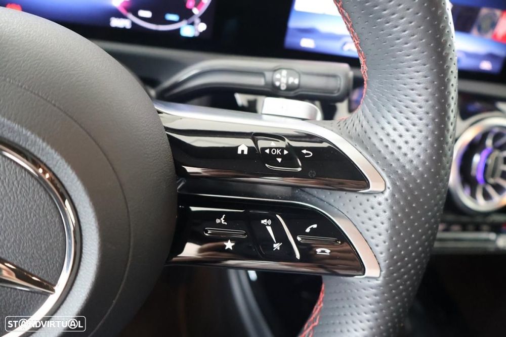 Mercedes-Benz A 250 e 8G-DCT AMG Line Advanced Plus - 27