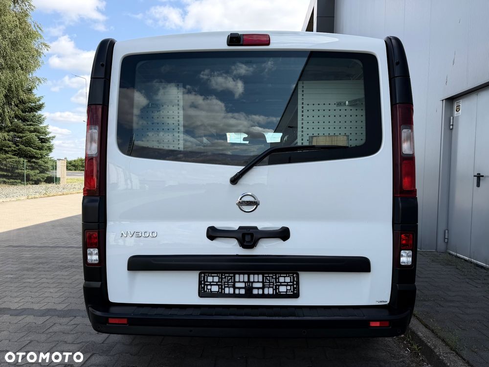 Nissan NV300 - 8