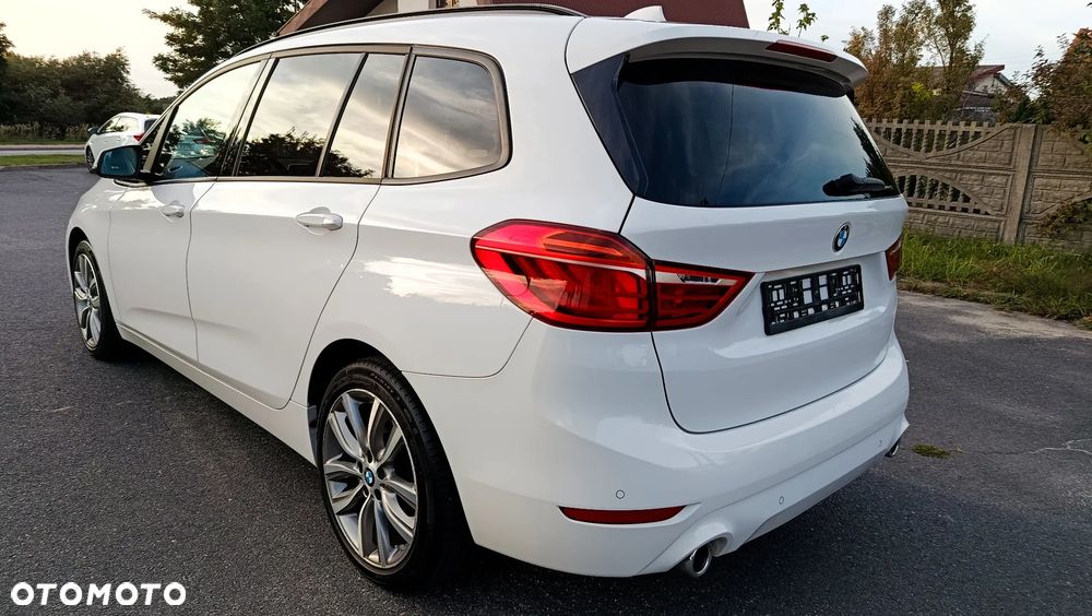 BMW Seria 2 220d xDrive Sport-Aut - 36