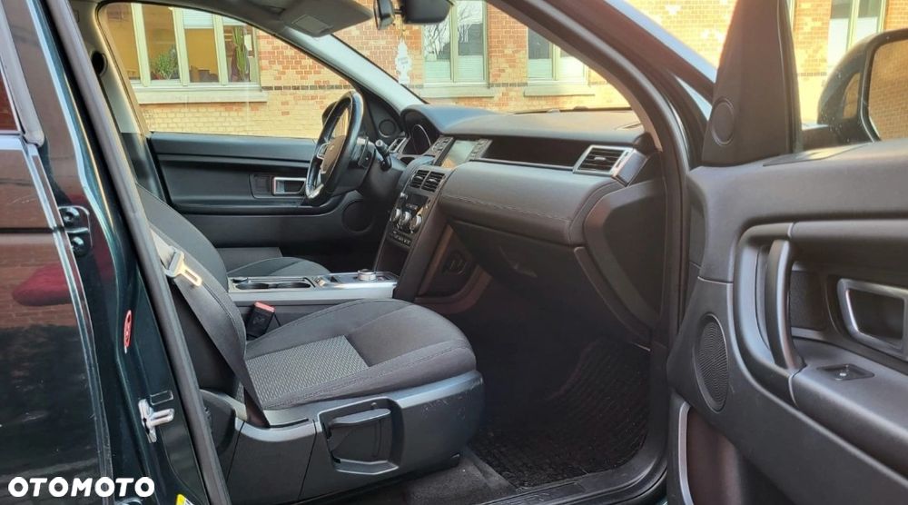 Land Rover Discovery Sport TD4 Dynamic - 10