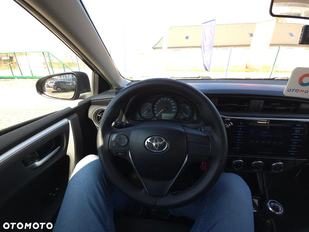 Toyota Corolla 1.6 Active EU6 - 28
