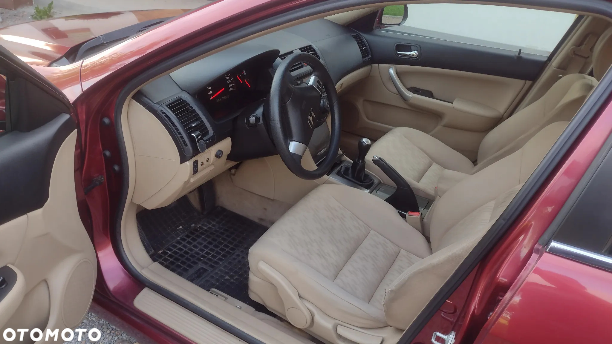 Honda Accord 2.0 Comfort - 3