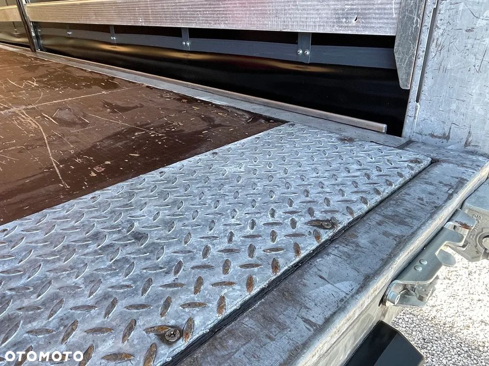 Schmitz Cargobull 2019**STANDARD**OŚ.POD**PALECIARA**JAK NOWA - 18