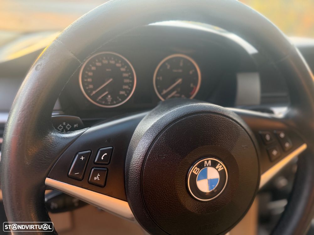 BMW 520 dA Touring - 11