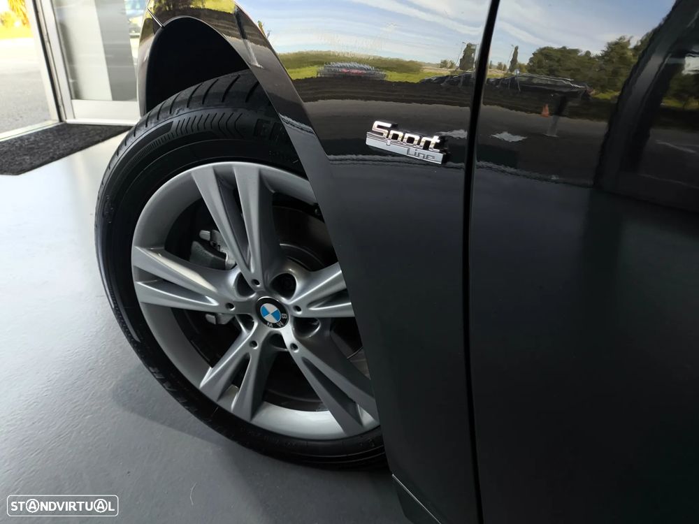 BMW 216 Active Tourer d Line Sport - 29