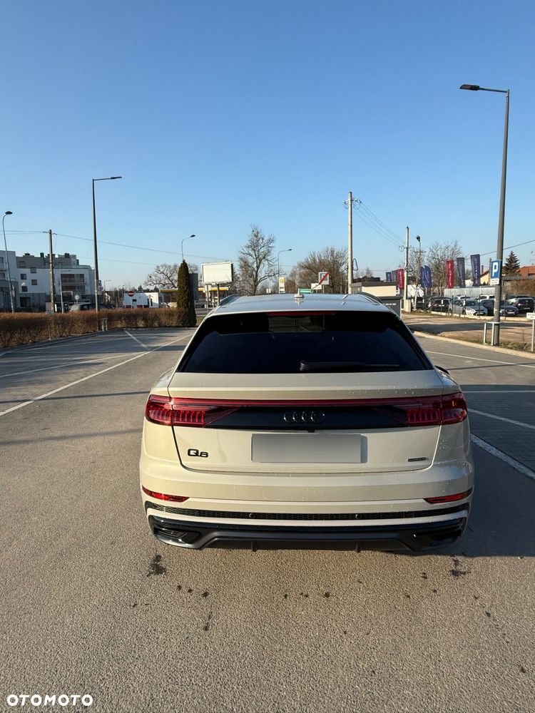 Audi Q8 - 3