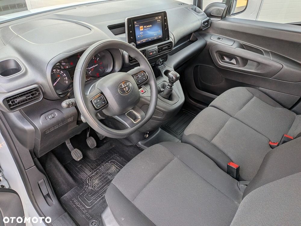 Toyota PROACE CITY - 12