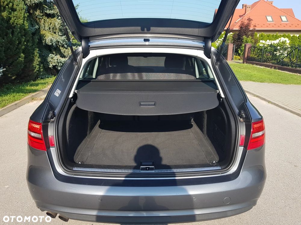 Audi A4 Avant 2.0 TDI DPF quattro Attraction - 31