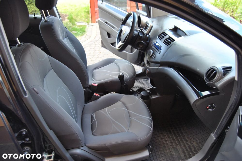 Chevrolet Spark 1.0 LS+ Design - 9