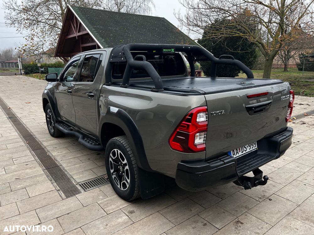 Toyota Hilux 2.8D 204CP 4x4 Double Cab AT Executive Color Edition - 4