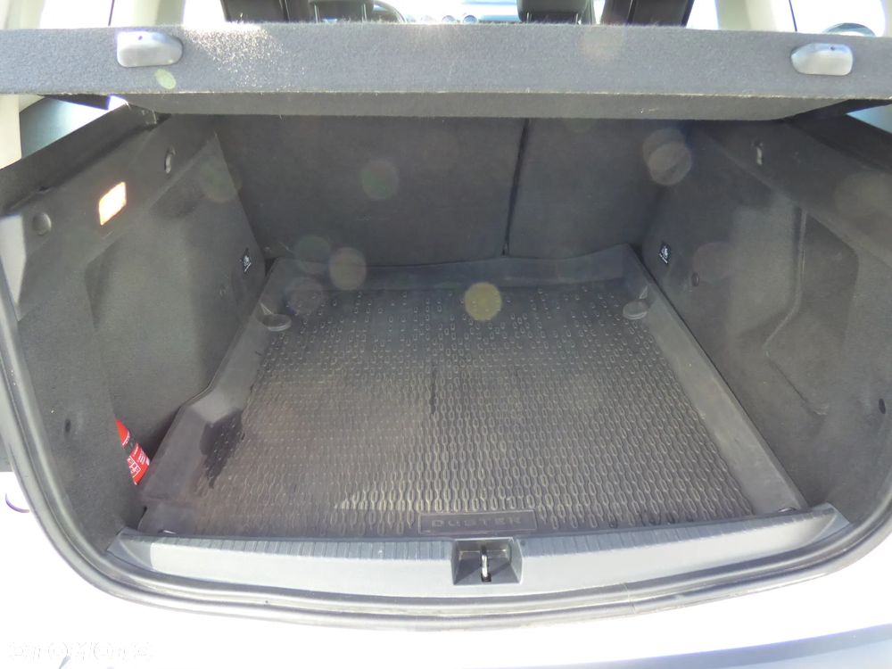 Dacia Duster 1.6 SCe S&S - 15
