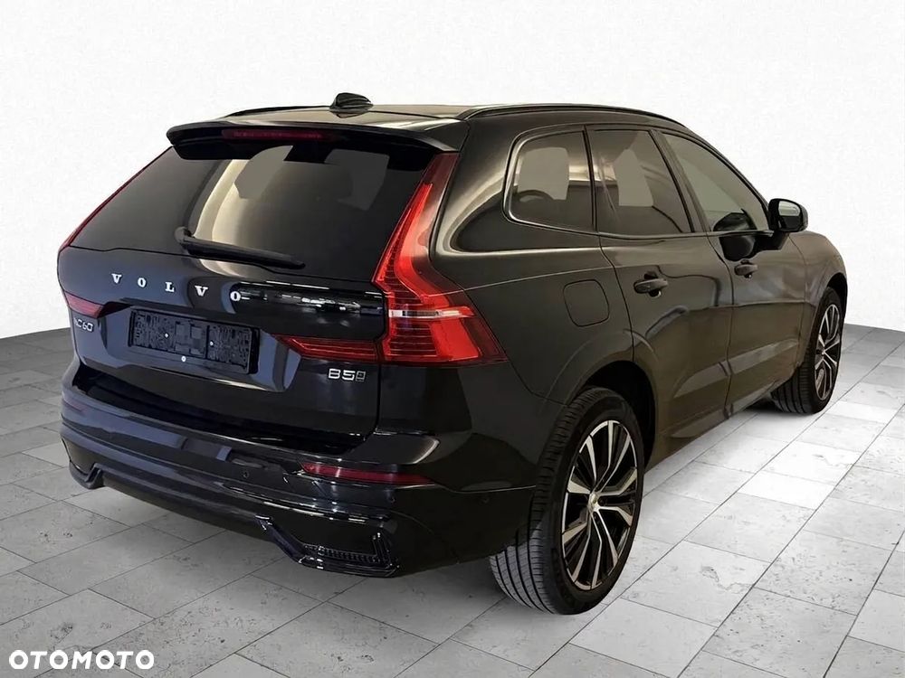Volvo XC 60 B5 B AWD Ultimate Dark - 4