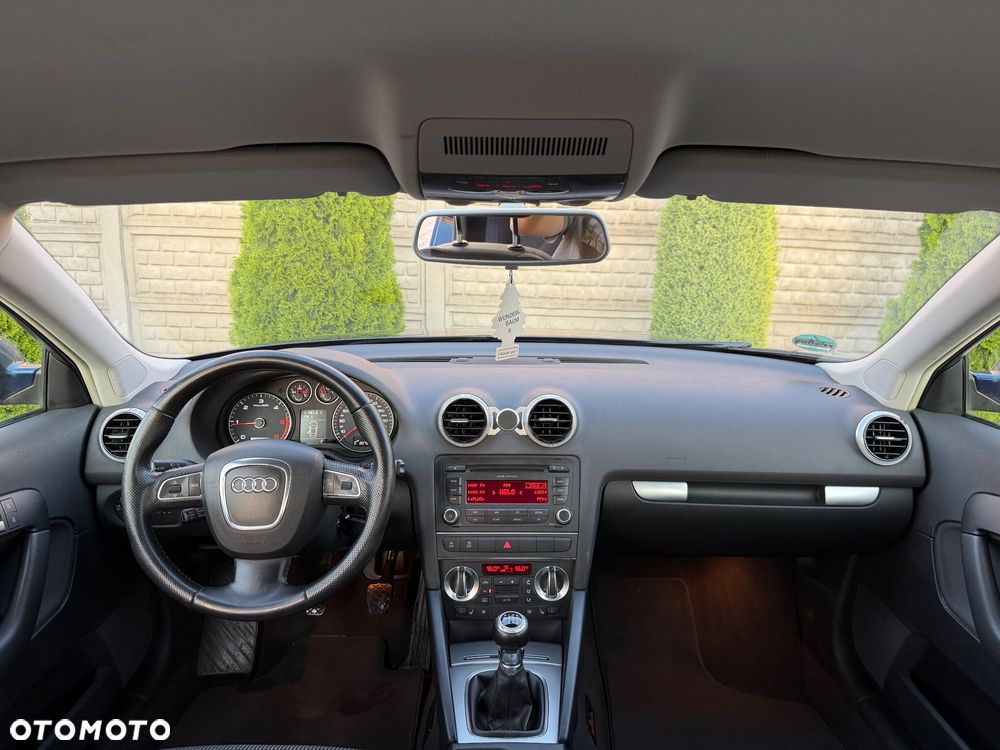 Audi A3 Sportback 2.0 TDI DPF Ambiente - 23