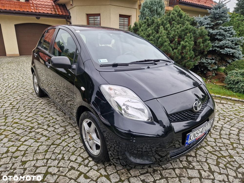 Toyota Yaris 2010 photo 5