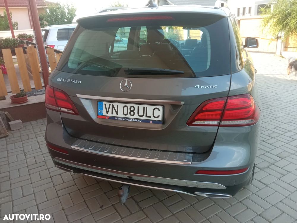 Mercedes-Benz GLE 250 d 4MATIC - 5