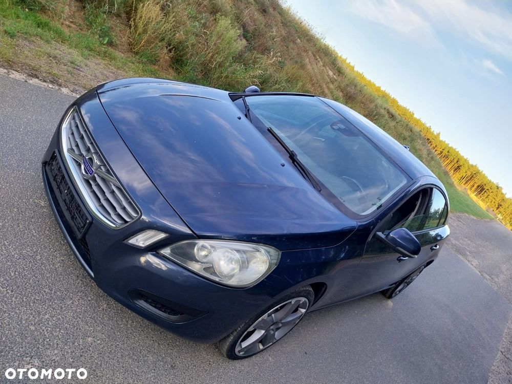 Volvo S60 DRIVe Kinetic - 4