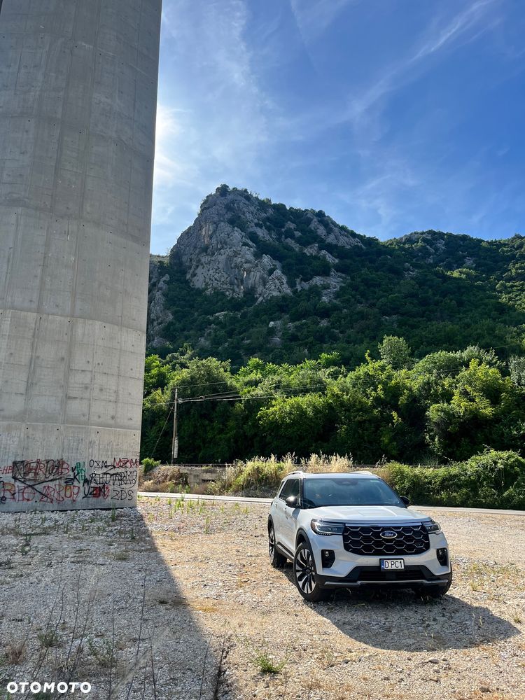 Ford Inny - 5