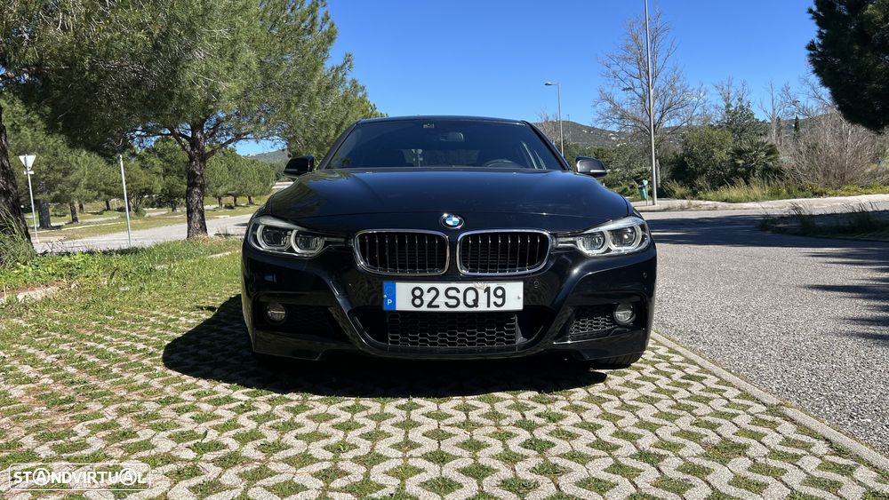 BMW 330 e iPerformance Pack M - 6