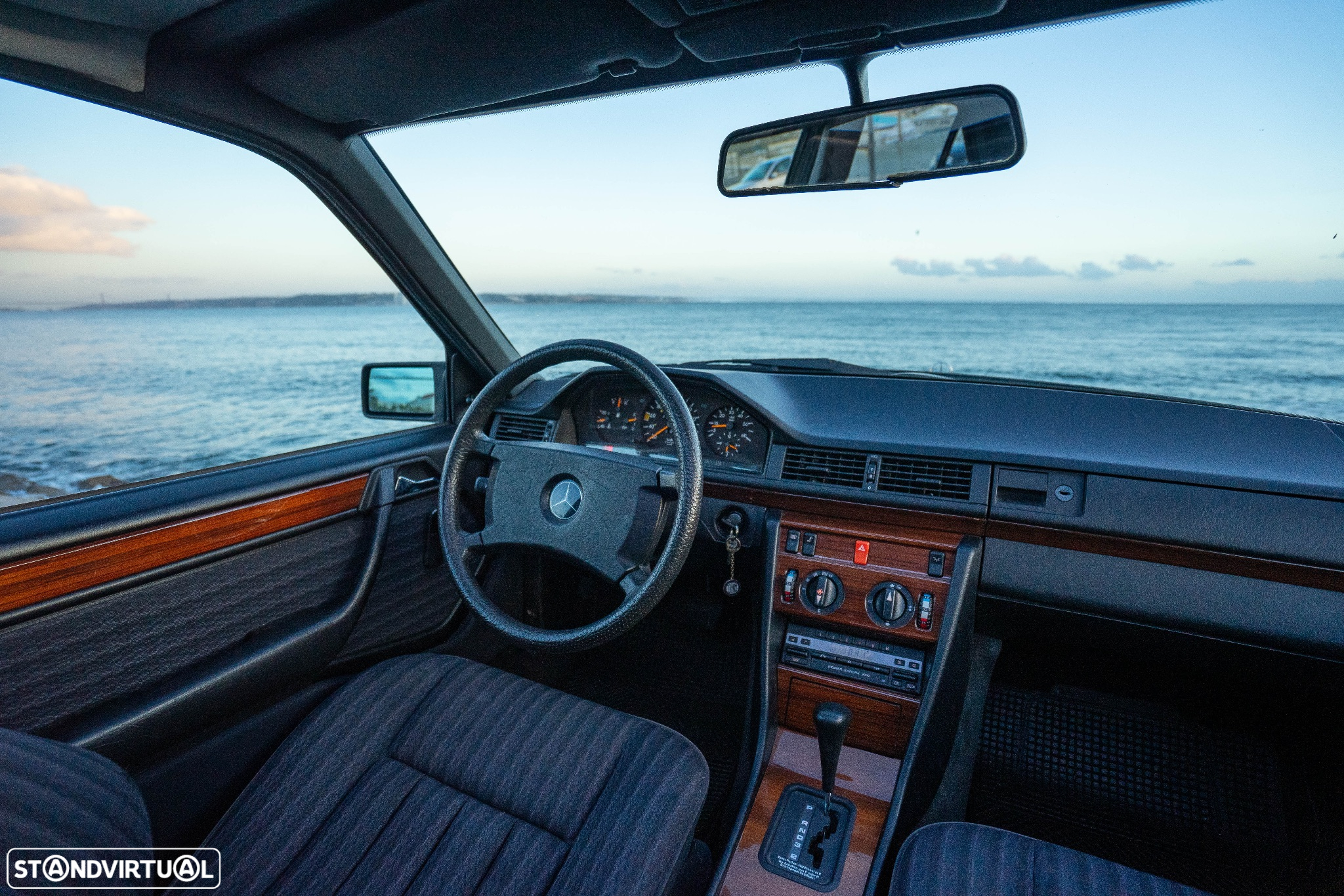 Mercedes-Benz E 250 - 52