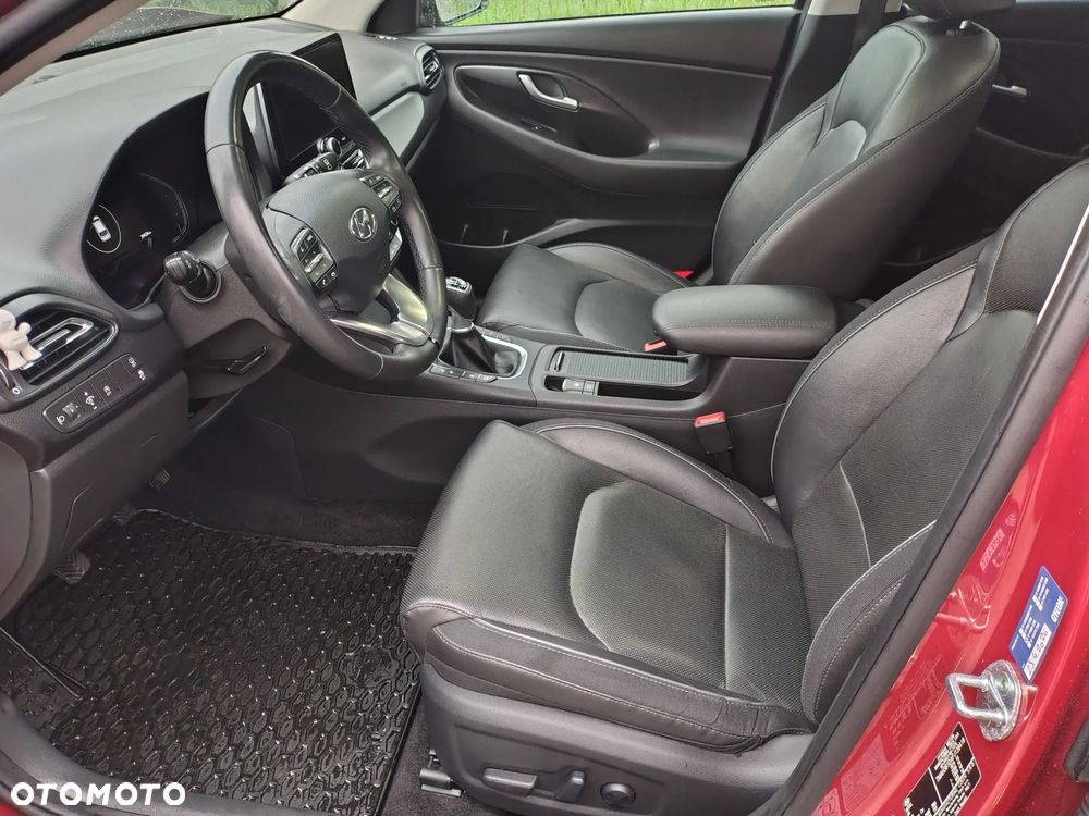 Hyundai i30 - 17