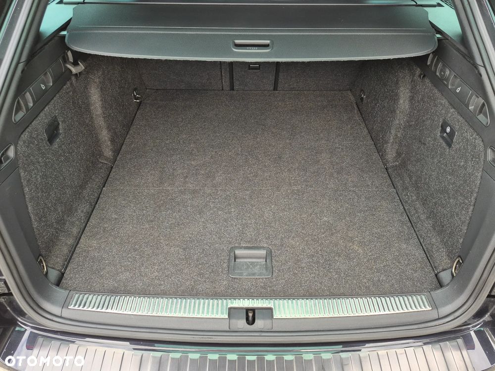 Skoda Superb 2.0 TSI Sportline DSG - 8