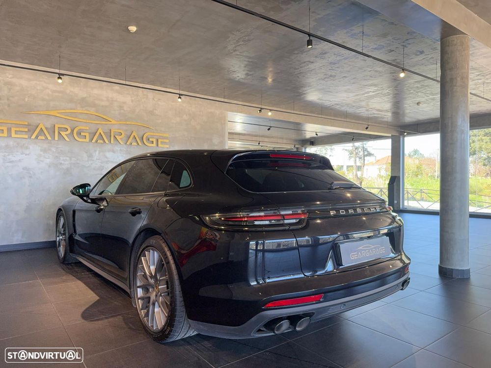 Porsche Panamera Sport Turismo - 14